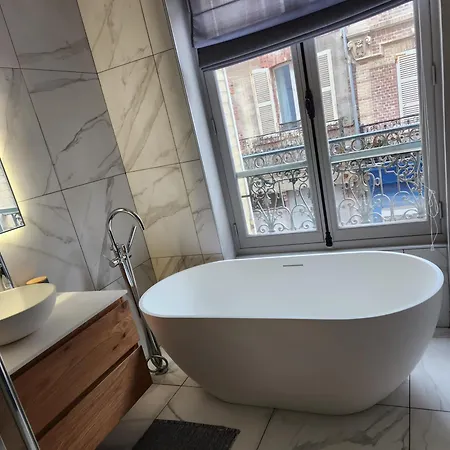 House With Sea View In The Hypercentre Сasa de vacaciones