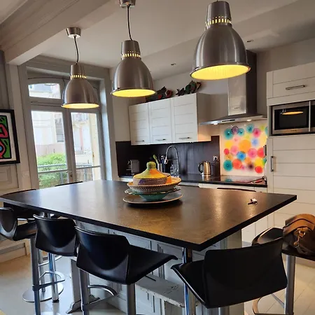 House With Sea View In The Hypercentre Prázdninový dům *